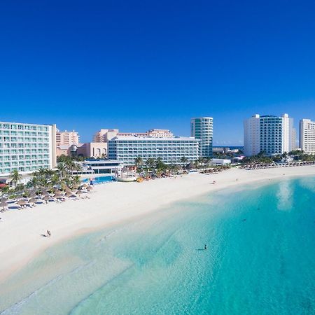 Krystal Cancún Eksteriør billede