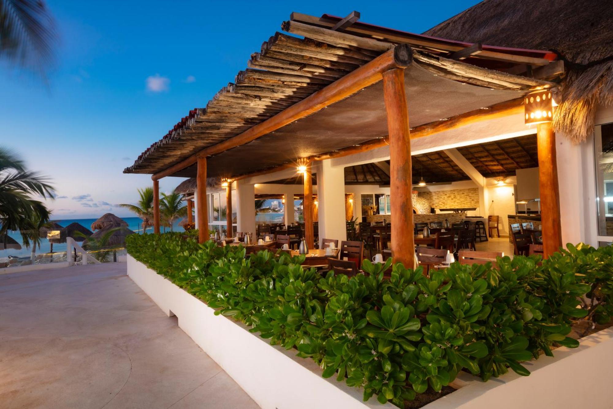 Krystal Cancún Eksteriør billede